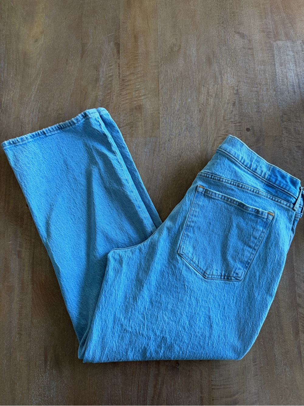 Abercrombie Women’s Curve Love Low Rise Baggy Jean - Straight Fit